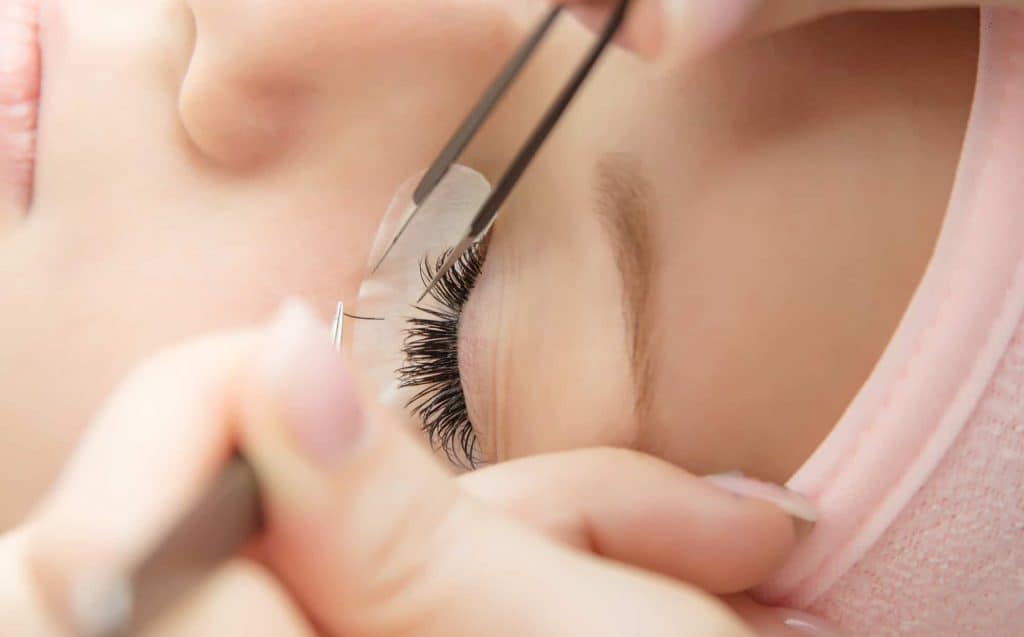 Eyelash Extension First Appointment